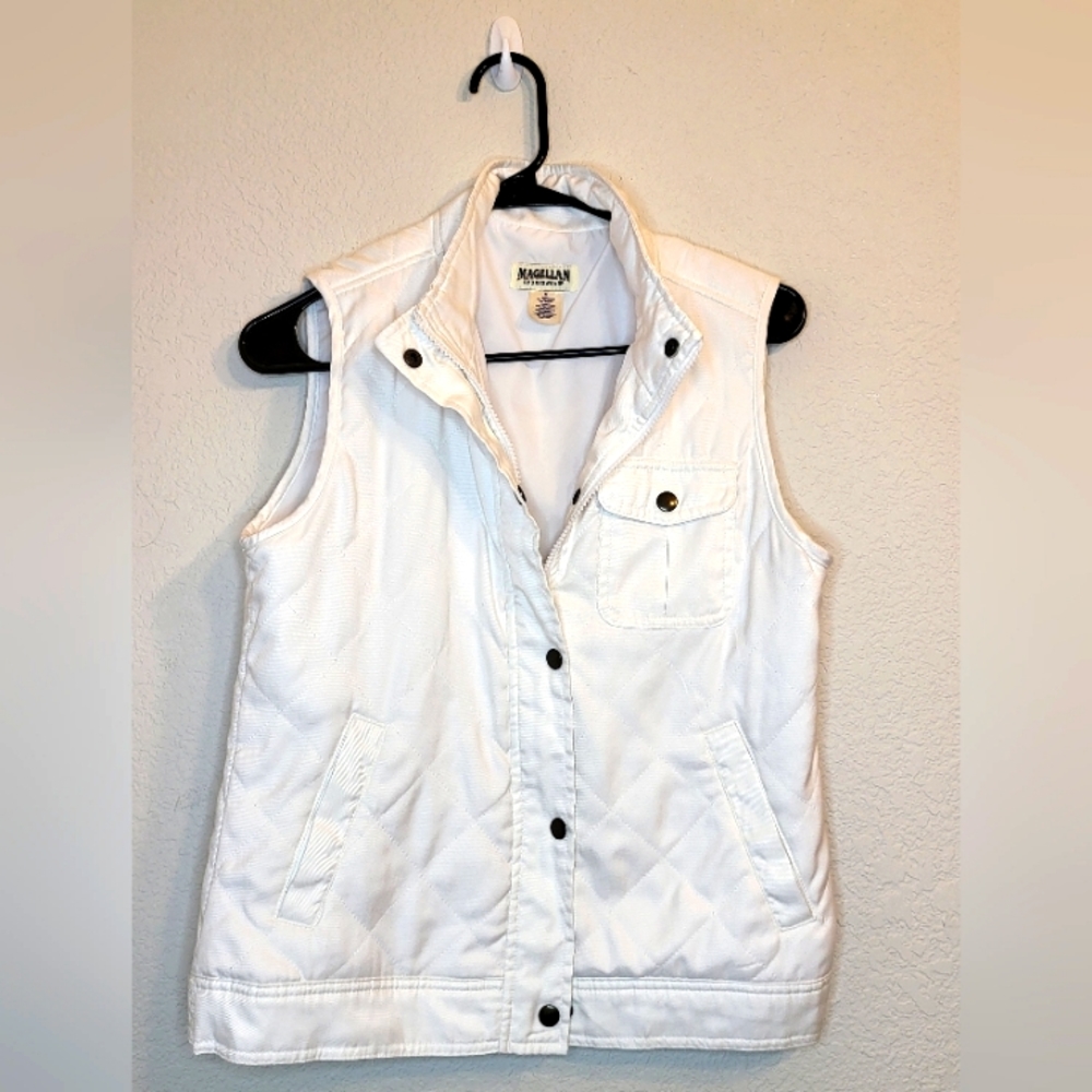 Magellan Light Vest